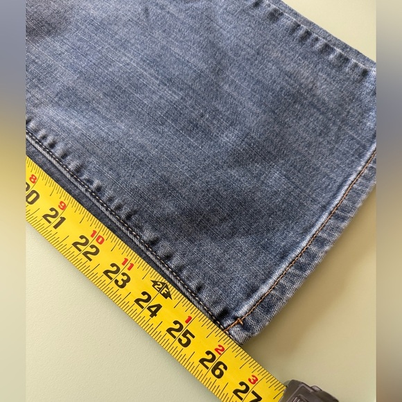 American Eagle Favorite Boyfriend Low Rise Jeans - Size 2 - Picture 9 of 9